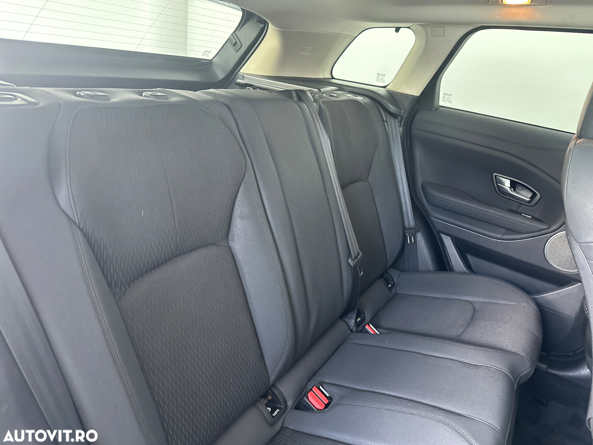 Land Rover Range Rover Evoque 2.0 l TD4 HSE - 27