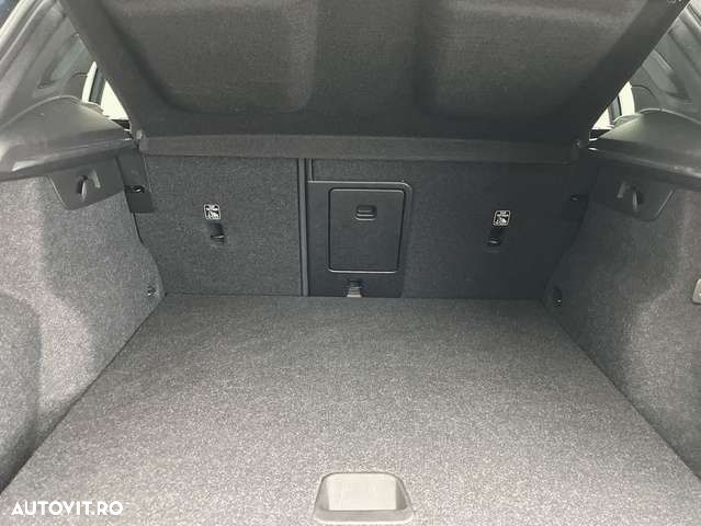 Volvo XC 40 - 9