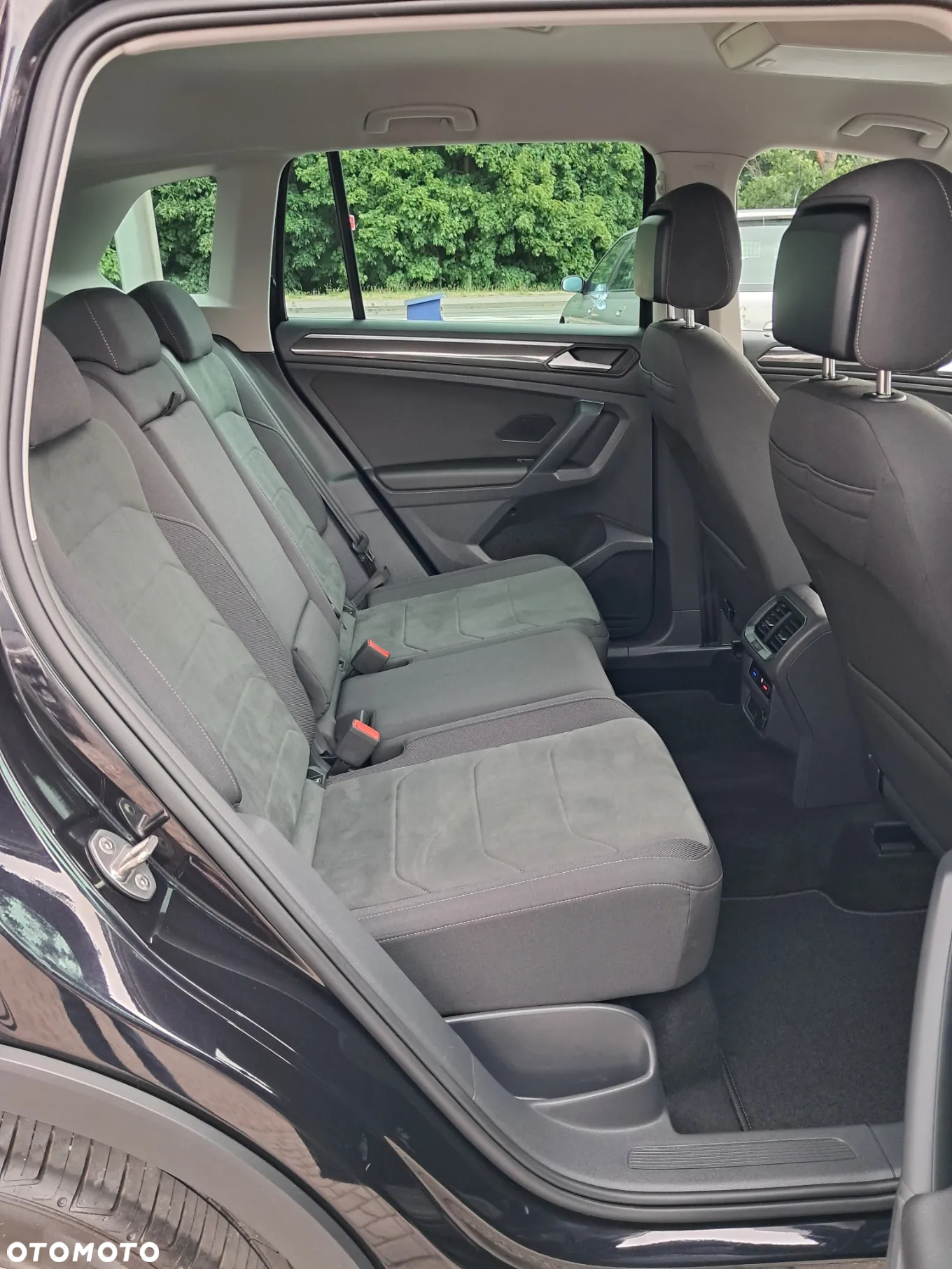 Volkswagen Tiguan 2.0 TDI SCR 4MOTION DSG Elegance - 13