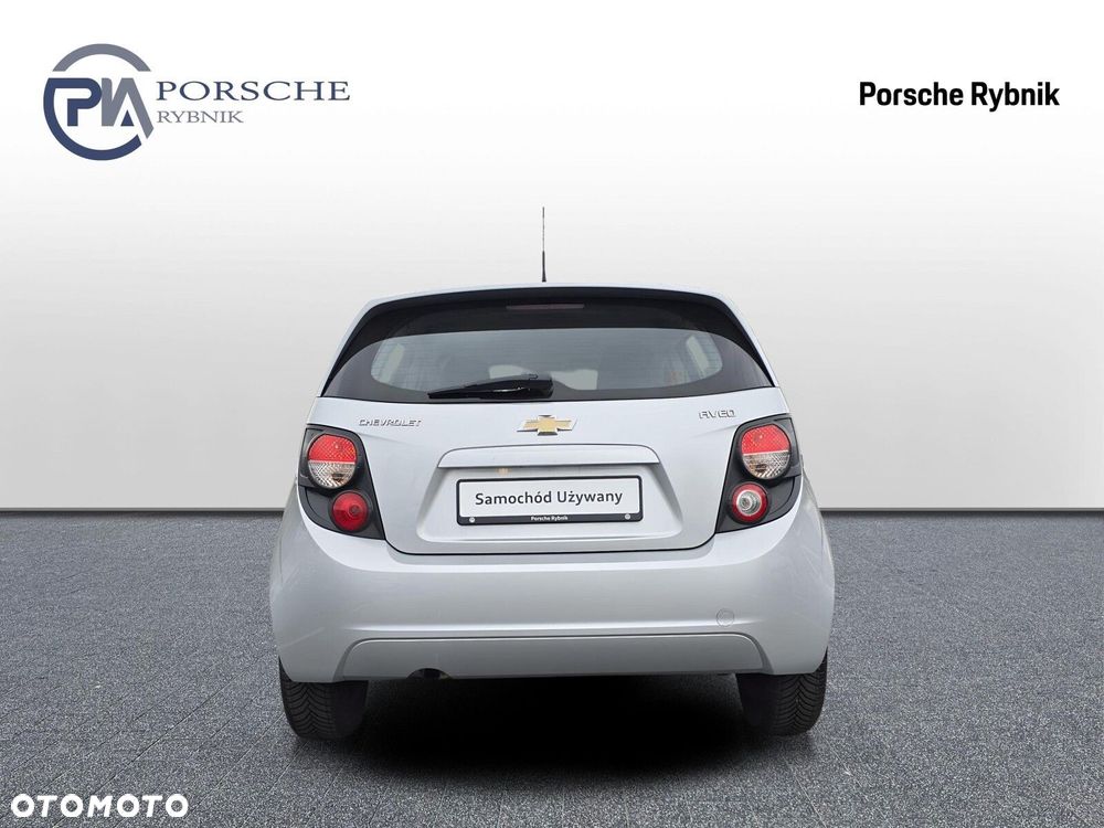 Chevrolet Aveo - 5