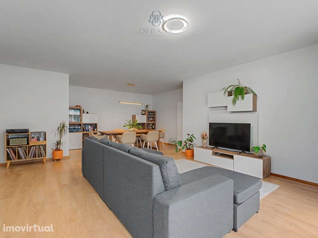 Apartamento T3 na Trofa - Espaço, conforto e localização excecional - Grande imagem: 2/34