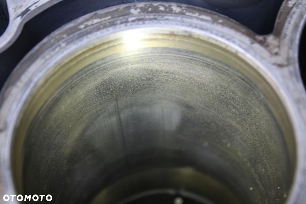 BLOK SILNIKA BMW E90 N46B20 A/B 7552781 - 5