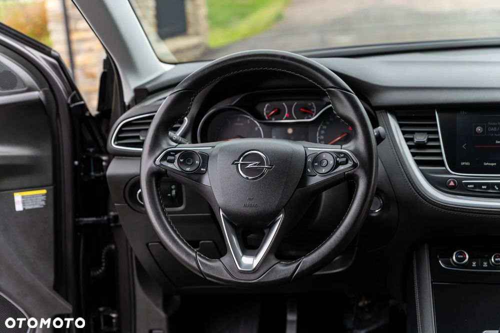 Opel Grandland X 1.2 Start/Stop Business Elegance - 24
