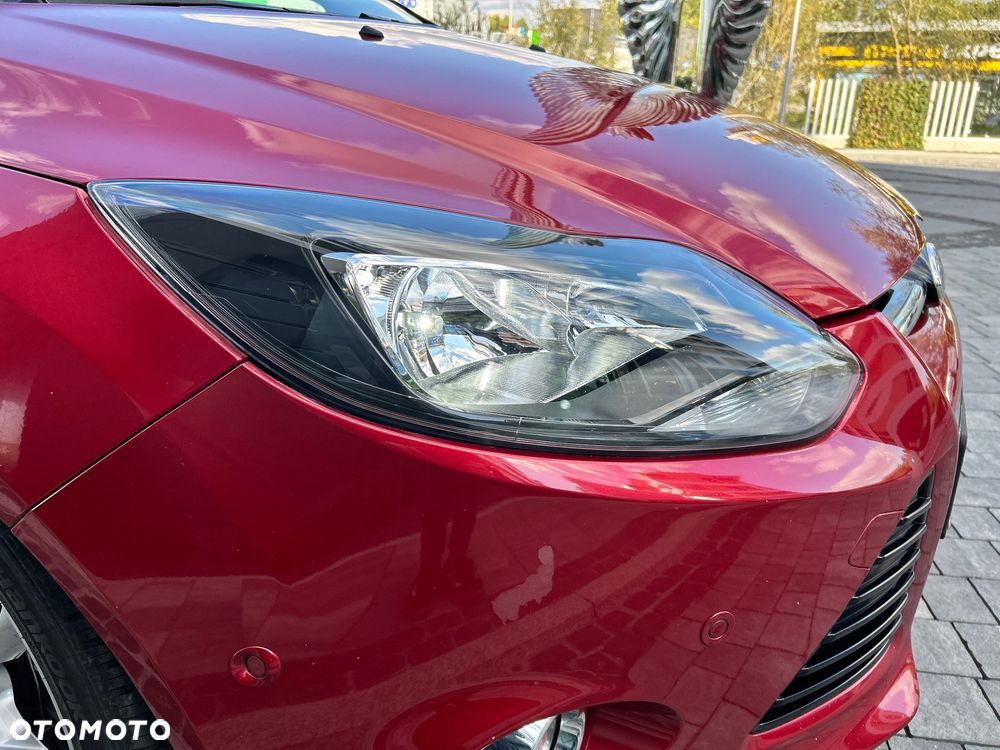 Ford Focus 1.6 EcoBoost Titanium - 25