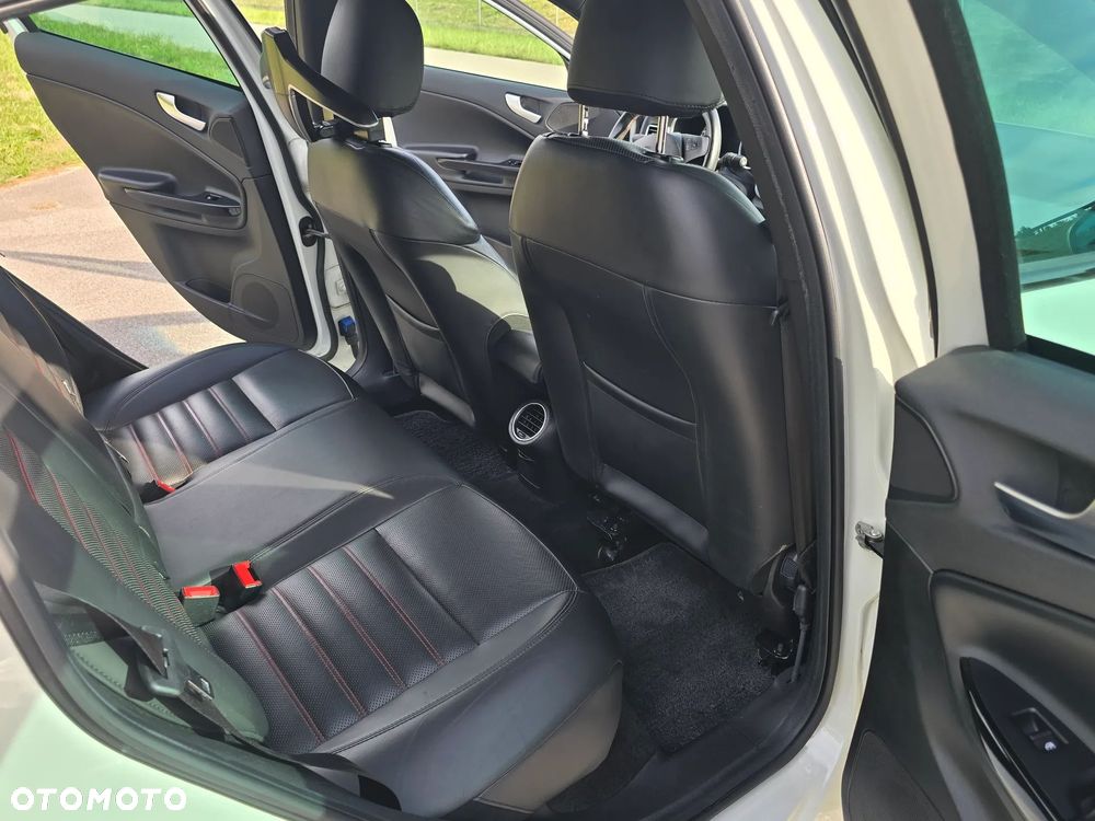 Alfa Romeo Giulietta 1.4 TB MultiAir Distinctive TCT - 9