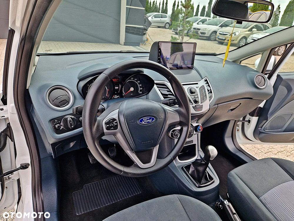 Ford Fiesta 1.25 Platinium X - 9