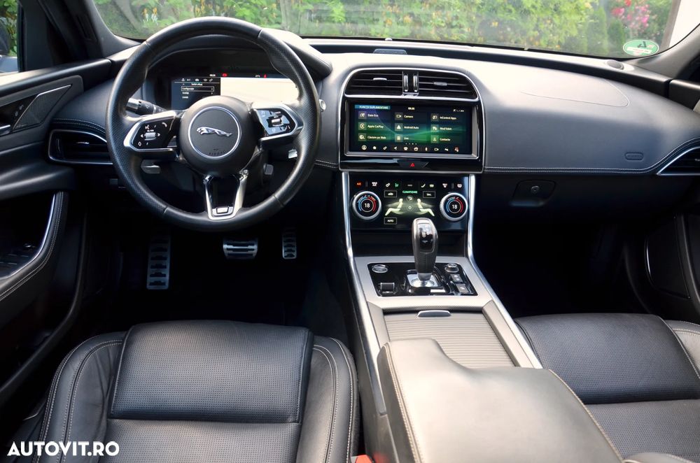 Jaguar XE D200 Aut. R-Dynamic HSE - 26