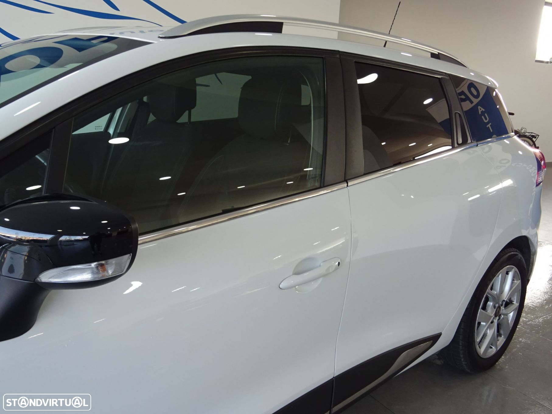 Renault Clio Sport Tourer 1.5 dCi Limited - 7