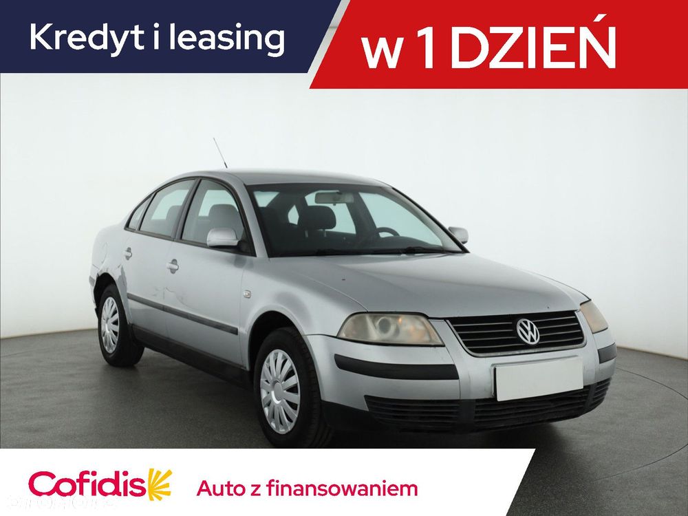 Volkswagen Passat - 2