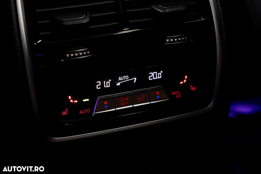 BMW X7 M50d - 33