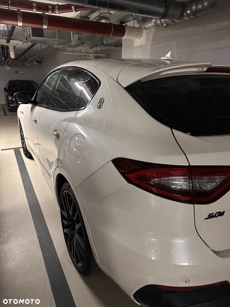 Maserati Levante S Granlusso - 6