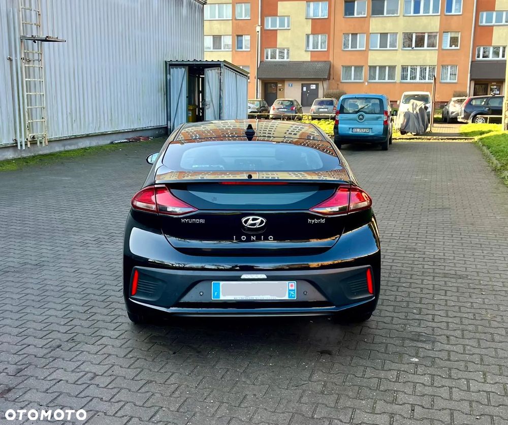 Hyundai IONIQ Hybrid Business - 7