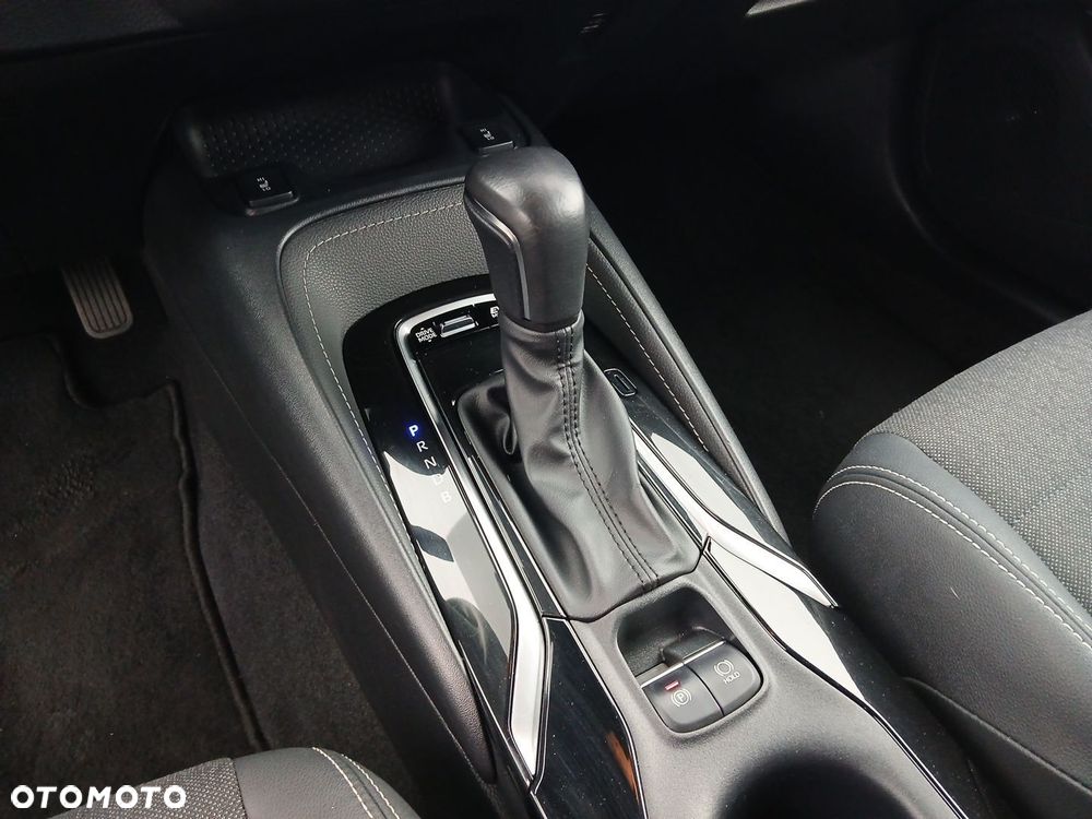 Toyota Corolla 1.8 Hybrid Comfort - 36