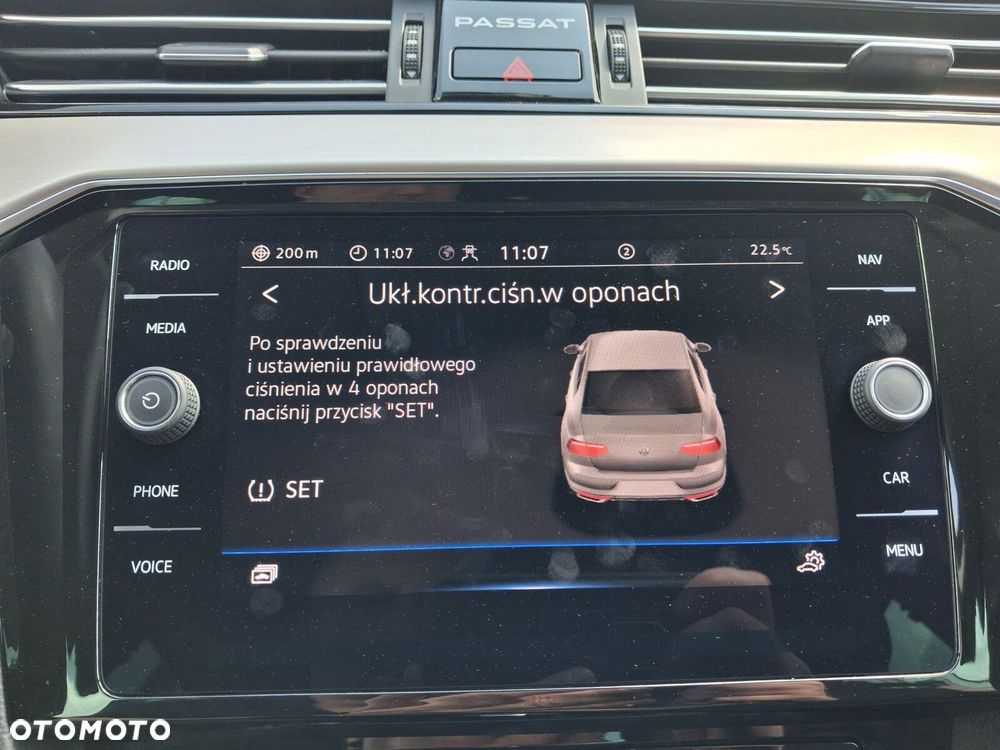 Volkswagen Passat - 29