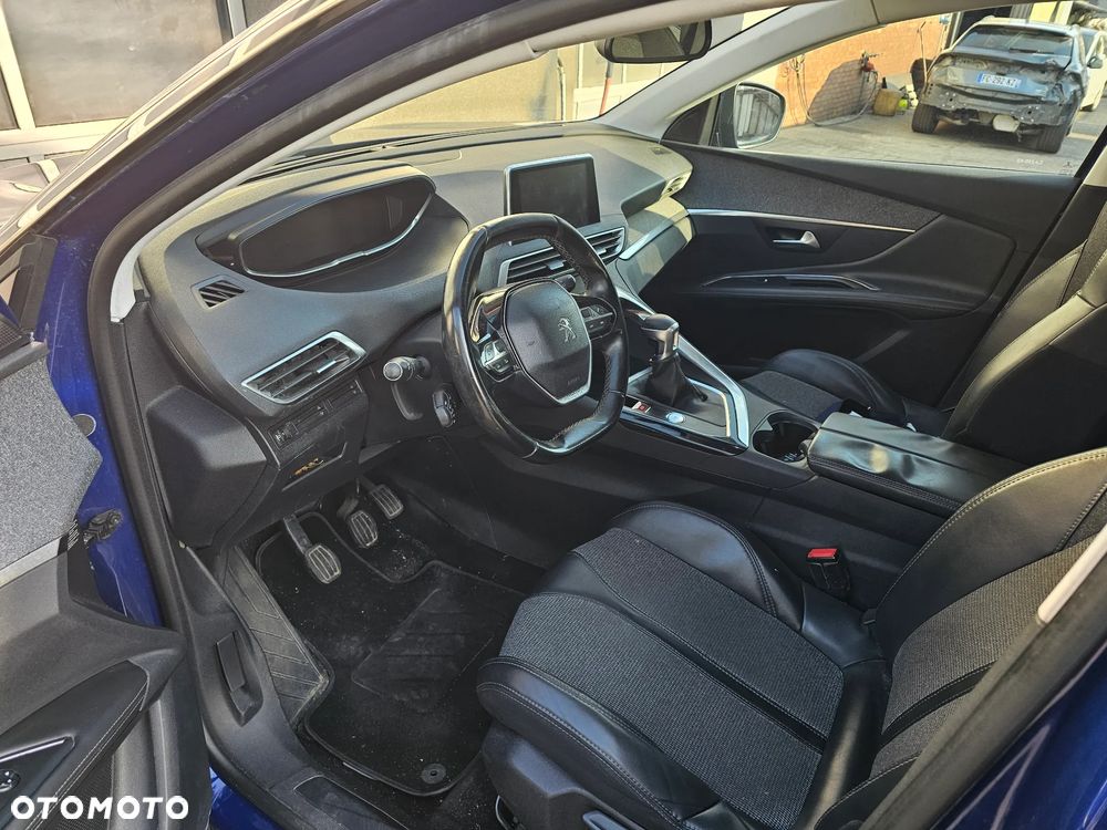 Peugeot 3008 - 10