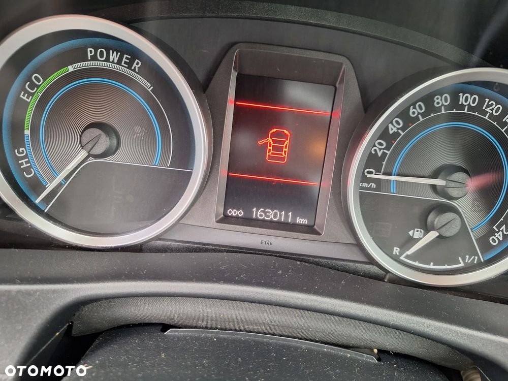 Toyota Auris 1.8 HSD Luna - 6