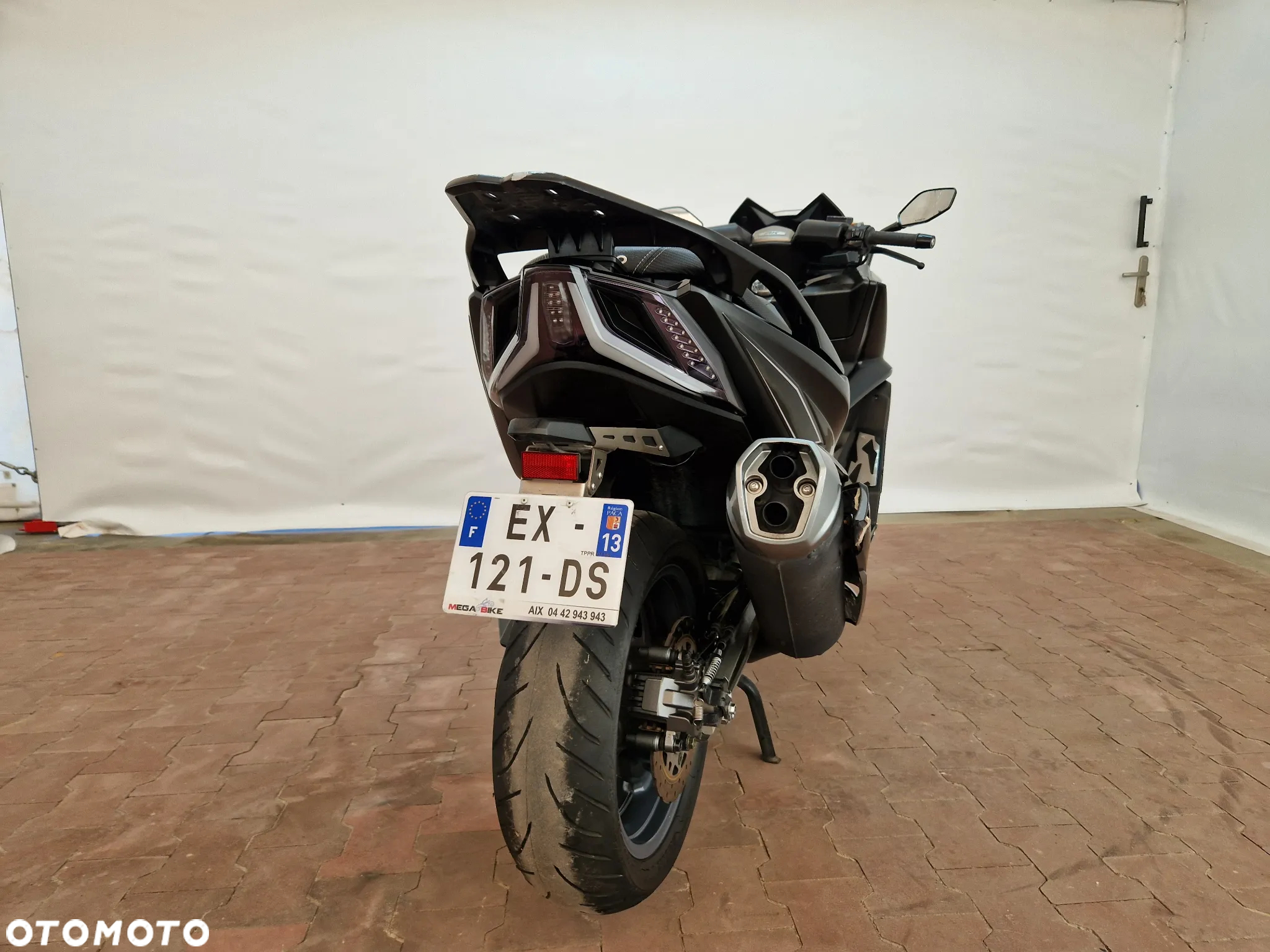 Kymco AK 550 - 11
