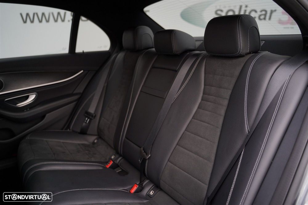 Mercedes-Benz E 220 d AMG Line - 13