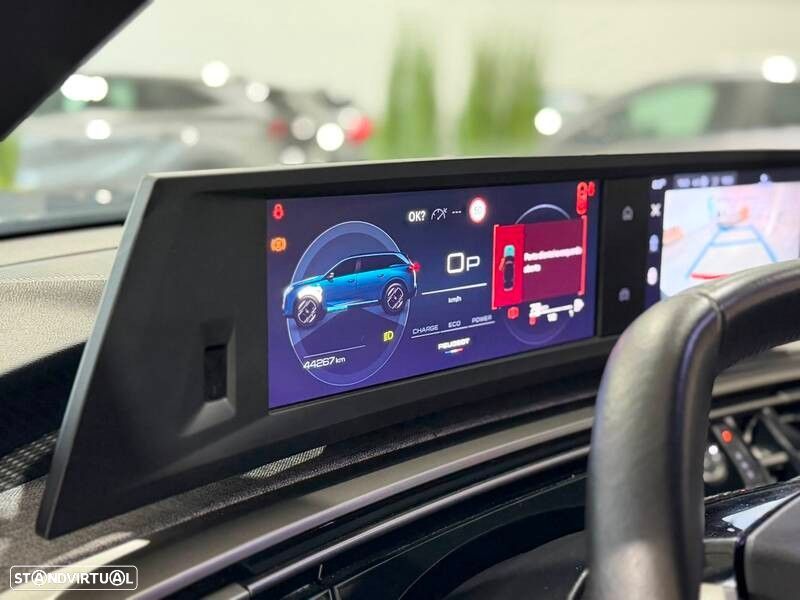 Peugeot 5008 1.2 Hybrid Allure e-DCS6 - 26