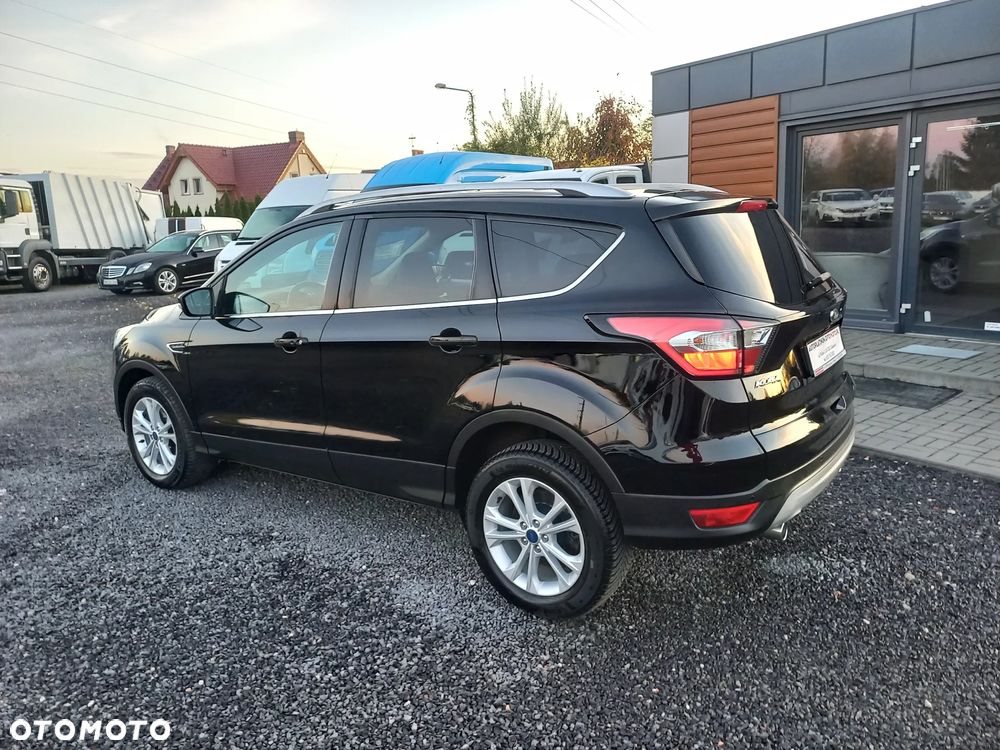 Ford Kuga - 4