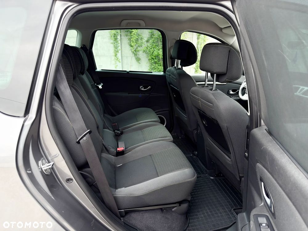 Renault Scenic 1.6 16V Expression - 13