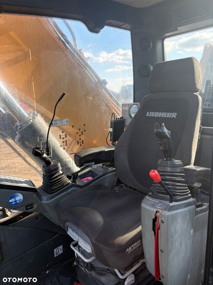 Liebherr LH22 - 11