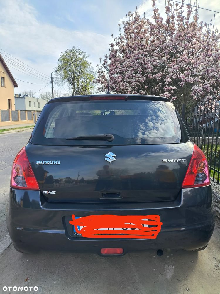 Suzuki Swift - 2