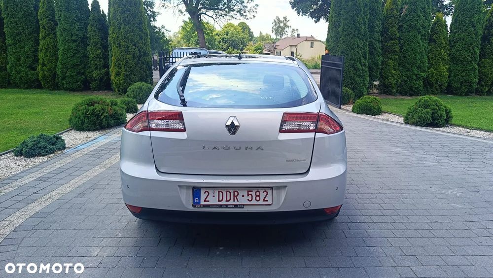 Renault Laguna dCi 110 FAP Bose Edition - 13
