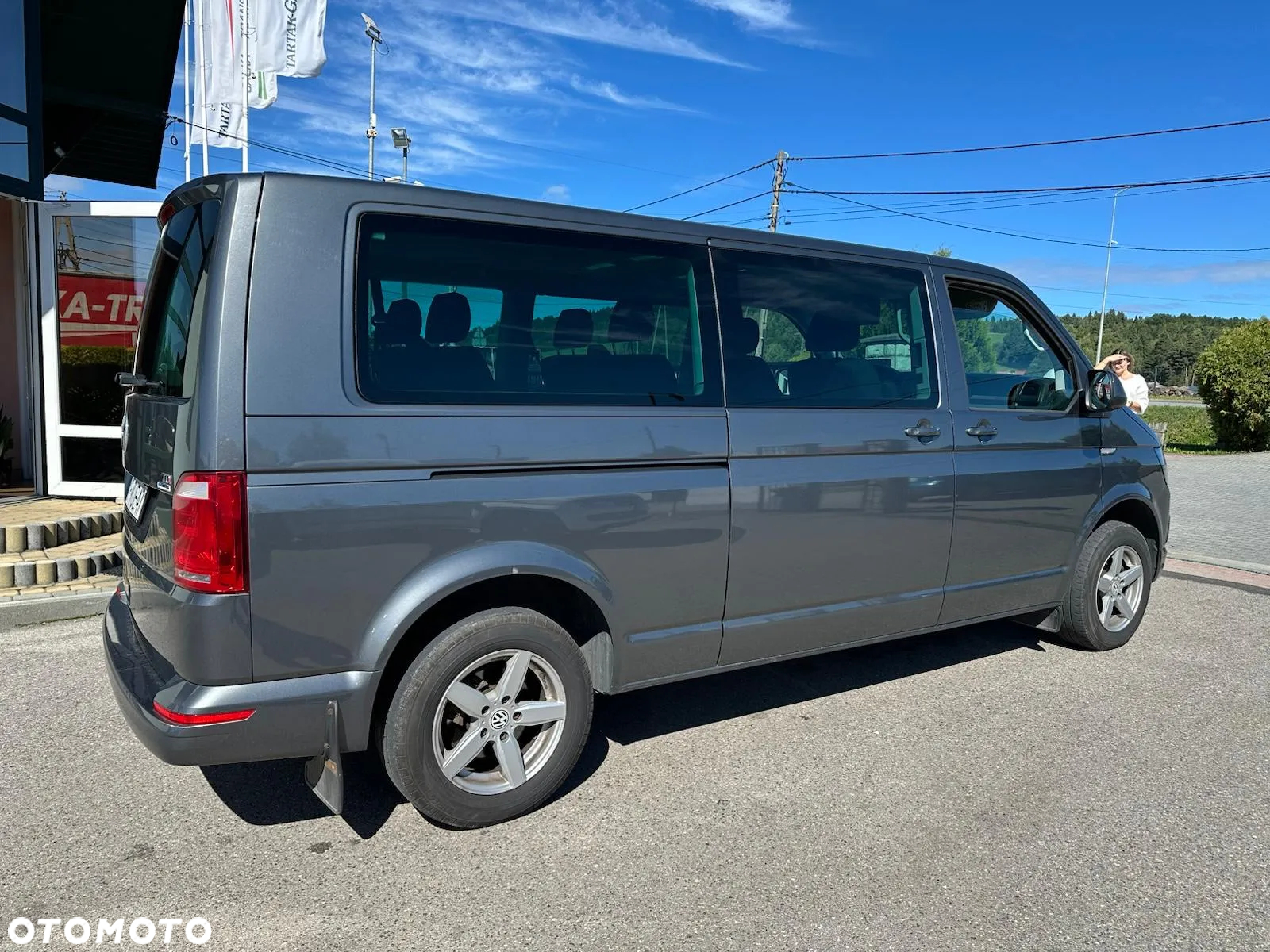 Volkswagen Caravelle 2.0 TDI L1 Comfortline DSG - 6
