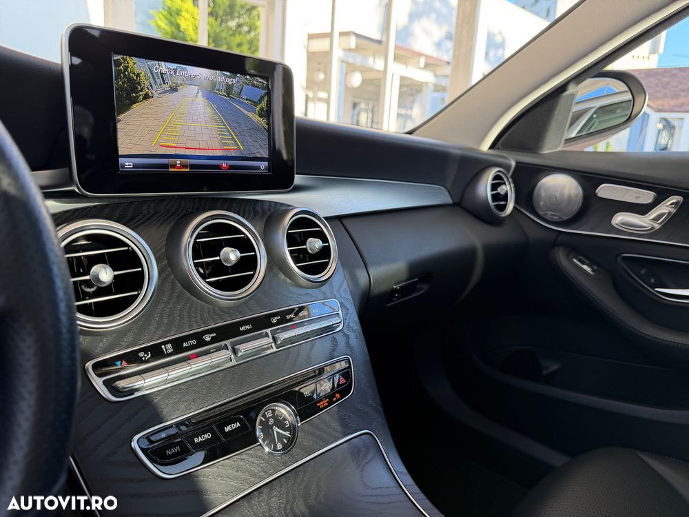 Mercedes-Benz C - 7
