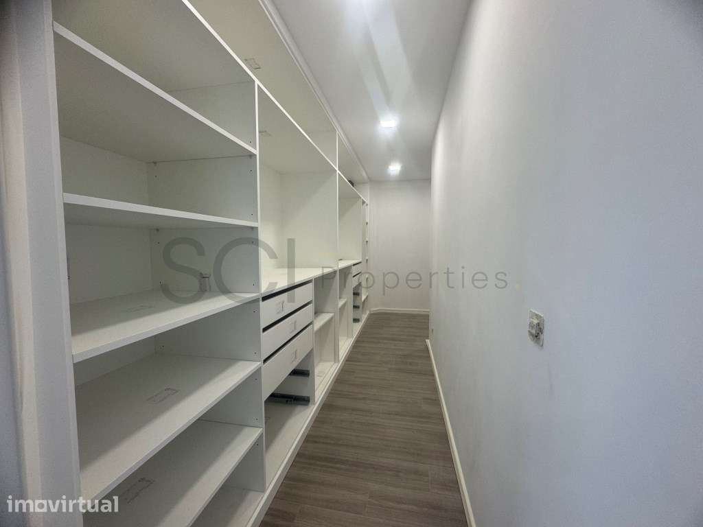 Moradia T3 Banda | CAVE | Pinhal Vidal - Corroios - Grande imagem: 2/21