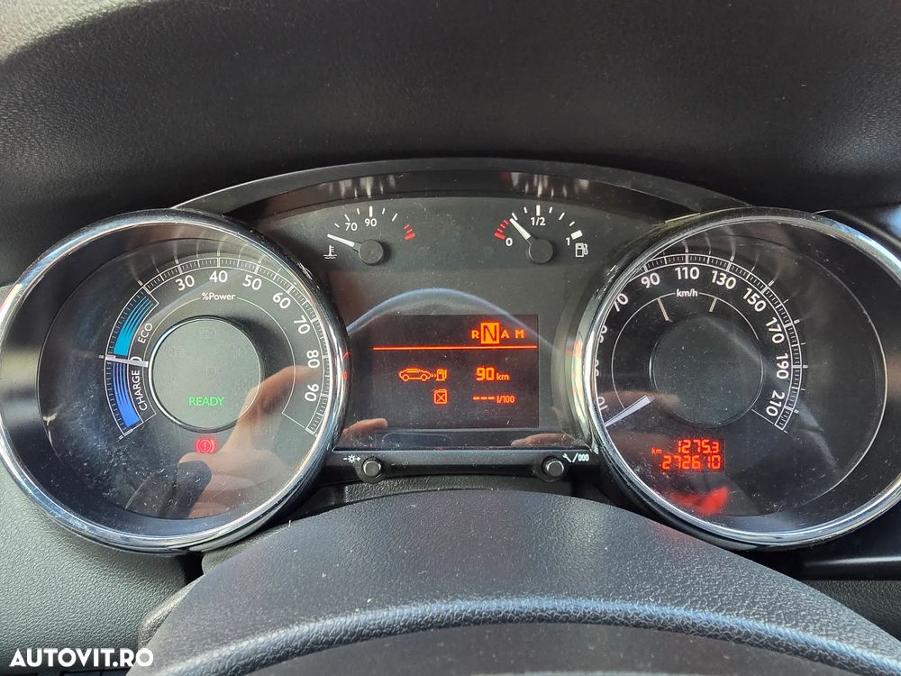 Peugeot 3008 HYbrid4 2.0 HDI FAP BMP - 11