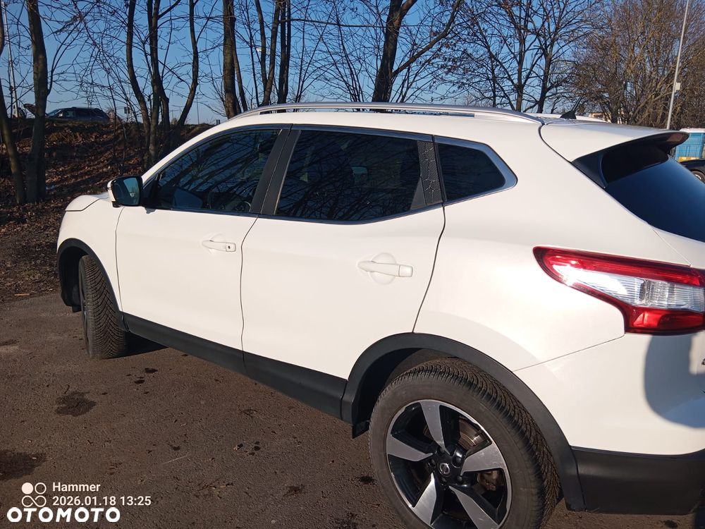 Nissan Qashqai 1.6 DIG-T N-Connecta - 7