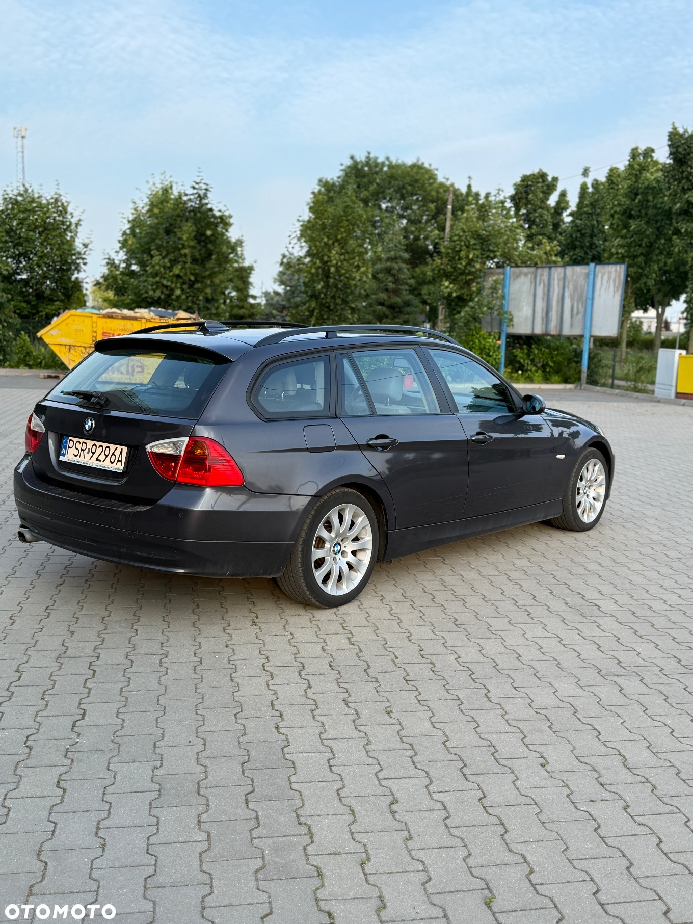 BMW Seria 3 320d DPF Touring - 4