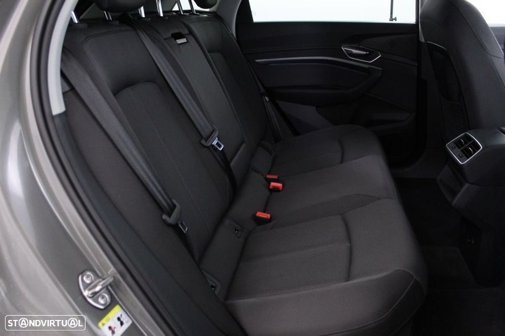 Audi Q8 e-Tron 55 quattro Advanced - 15