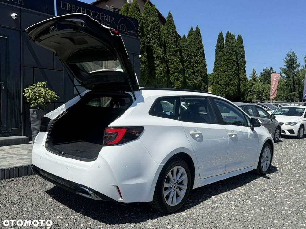 Toyota Corolla 1.8 Hybrid Executive - 38