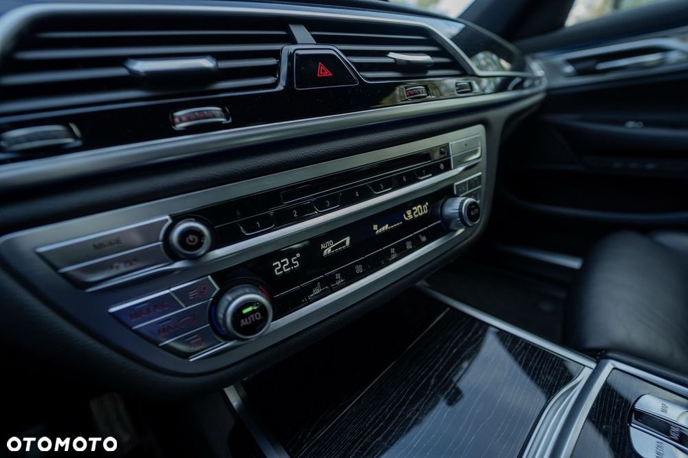 BMW Seria 7 - 21