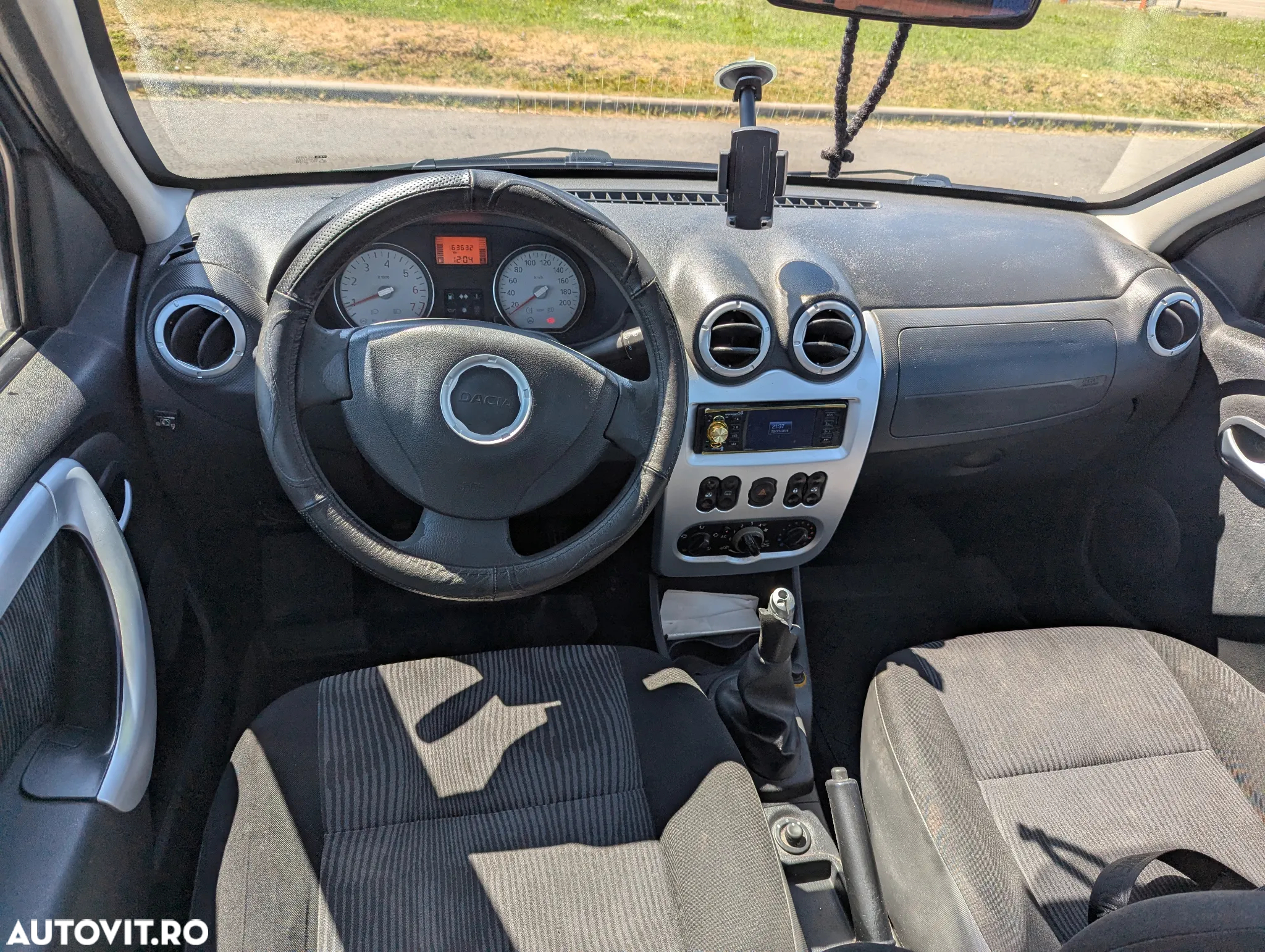 Dacia Logan 1.4 MPI Laureate - 6