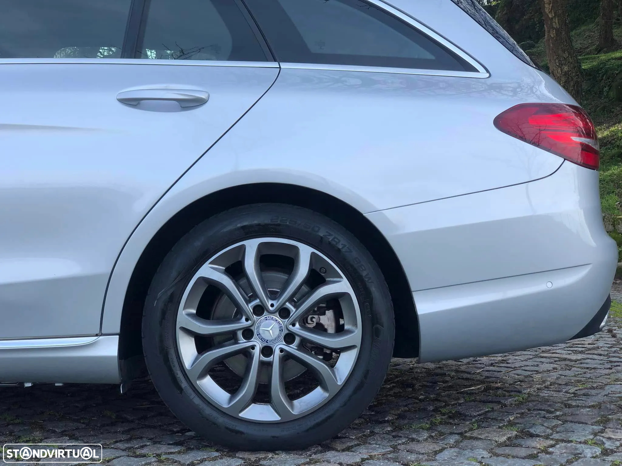 Mercedes-Benz C 180 BlueTEC Avantgarde - 19