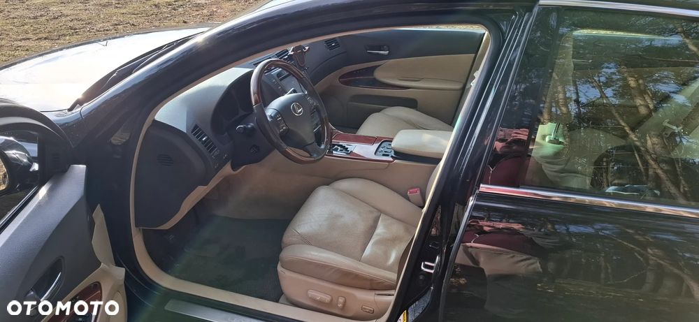 Lexus GS 450h Prestige - 15