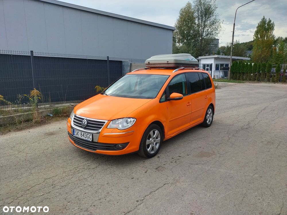 Volkswagen Touran - 3