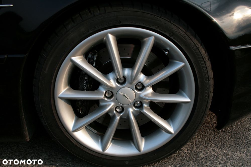 Aston Martin DB7 - 13