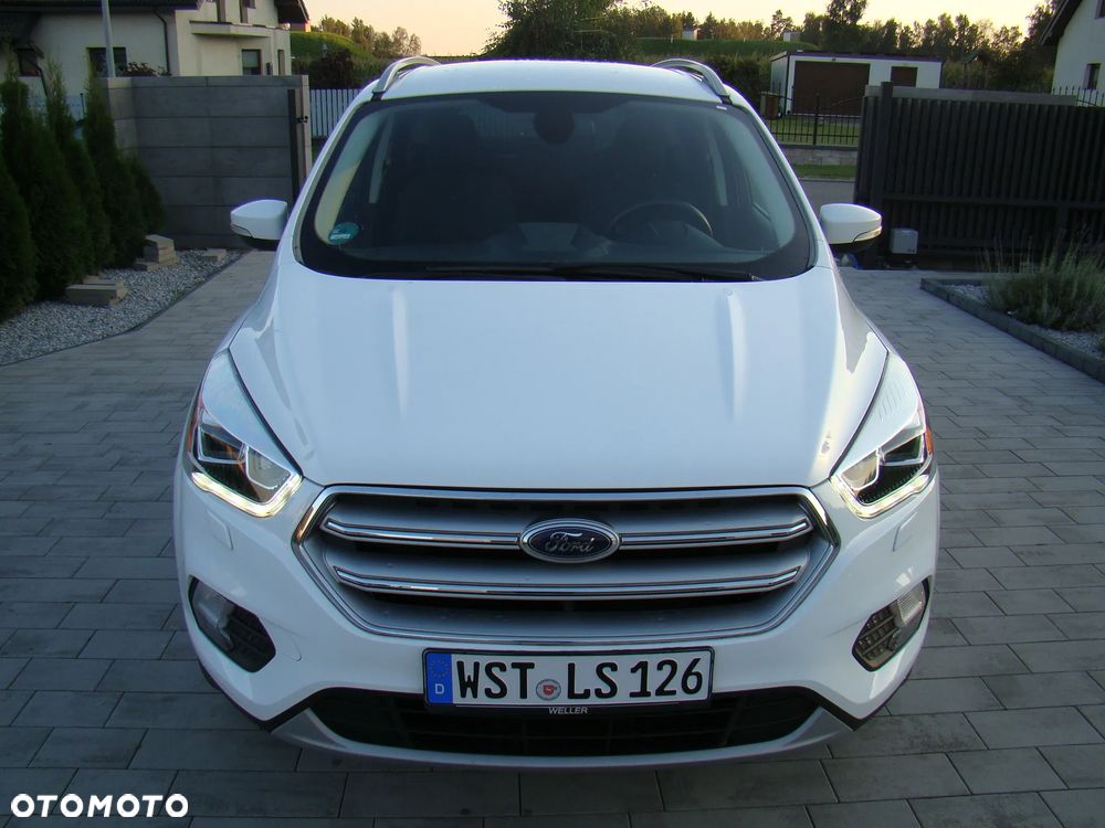 Ford Kuga 1.5 EcoBoost TITANIUM - 3