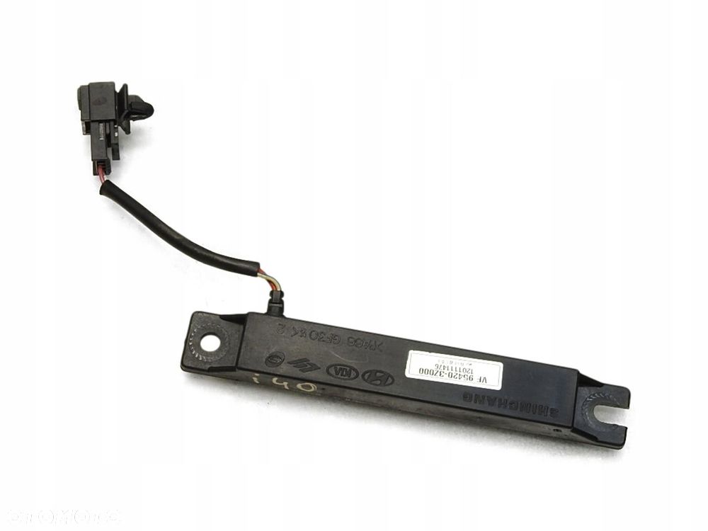 WZMACNIACZ ANTENA HYUNDAI I40 954203Z000 - 1