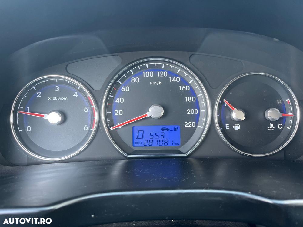 Hyundai Santa Fe 2.2 DSL 4WD Aut. Style - 11