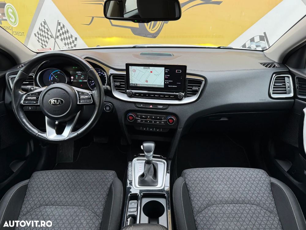 Kia Ceed 1.6 GDI DCT OPF Vision - 4