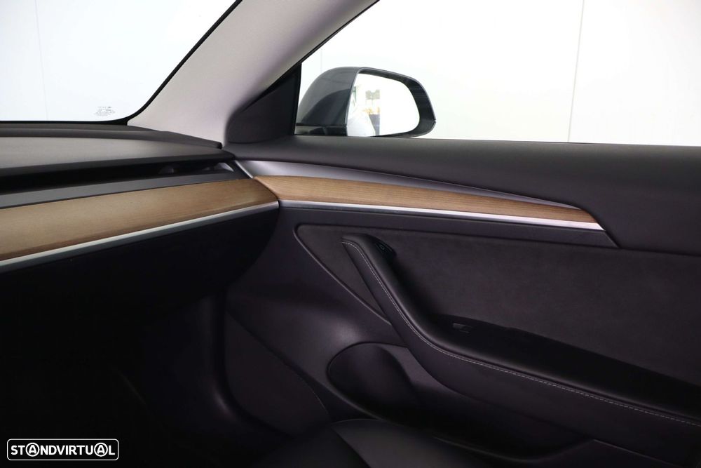 Tesla Model 3 Long Range Tração Integral - 35