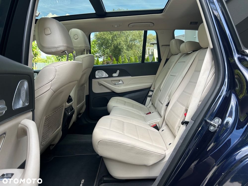 Mercedes-Benz GLS - 13