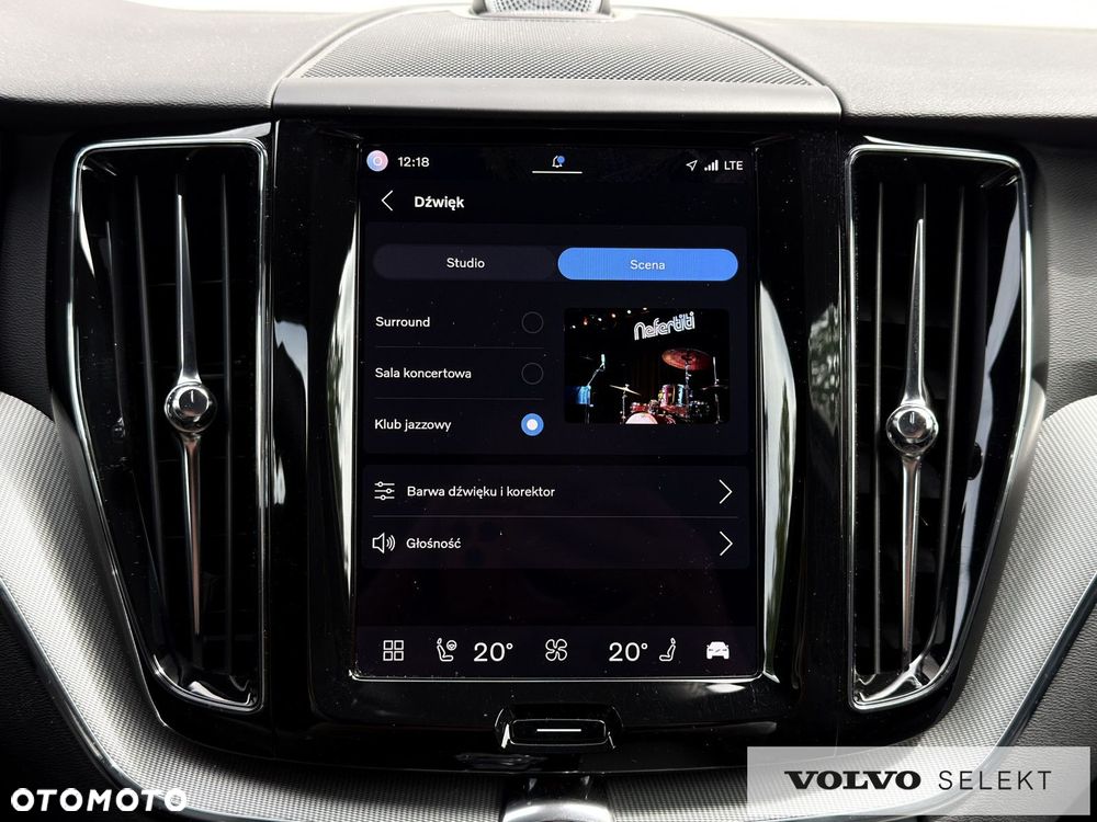 Volvo XC 60 - 38