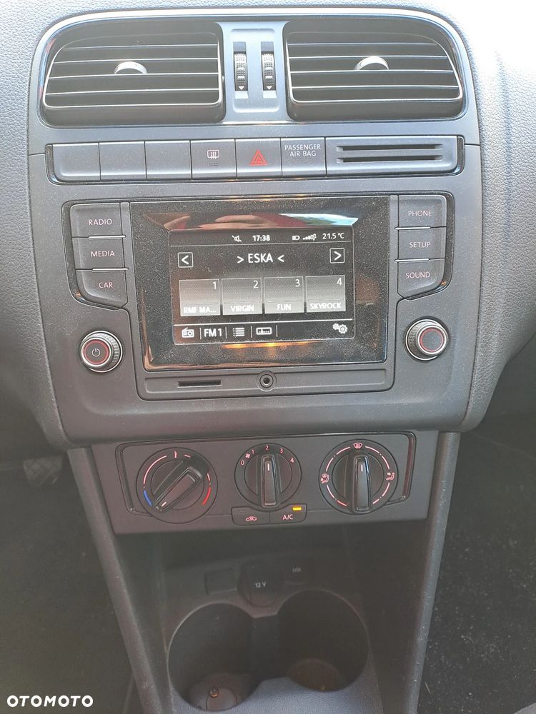 Volkswagen Polo - 13